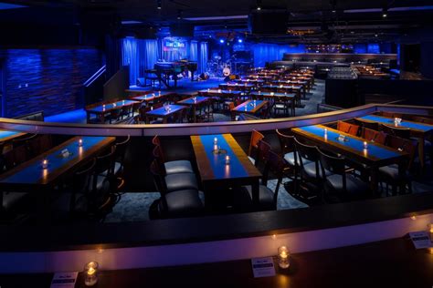 Bluenote hawaii - With genres ranging from jazz, pop, rock, reggae, traditional Hawaiian and more, guests will enjoy an intimate and unique dinner and show experience. Located in the heart of Waikiki, and a central spot to …